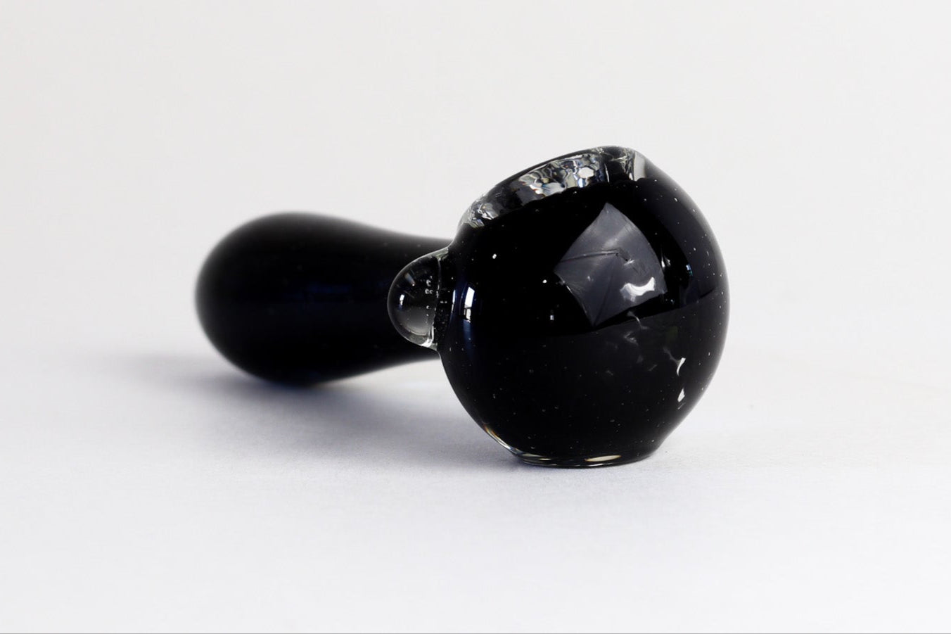 Noir Glass Pipe
