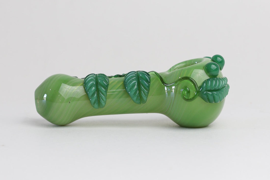 Leaves Glass Pipe