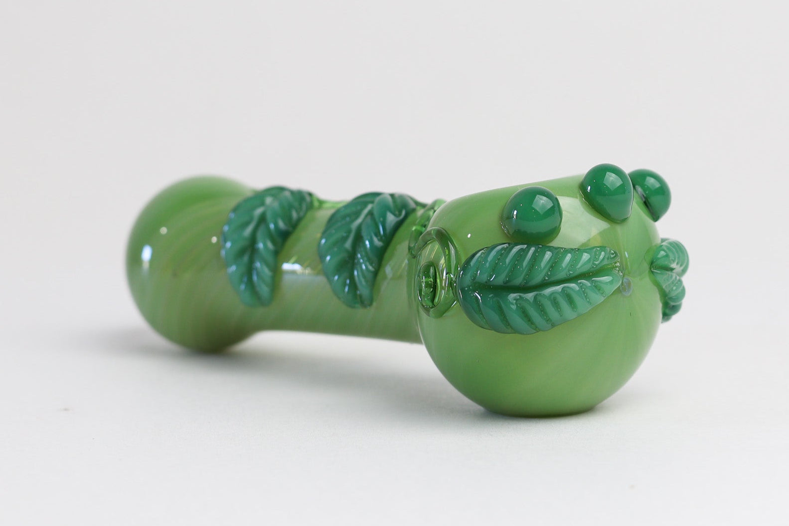 Leaves Glass Pipe